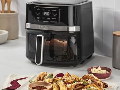 Indoor vs Outdoor Hosting: Which Appliances Make It Easier?