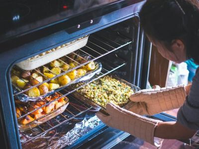 Unusual Ways to Keep Food Warm During a Gathering