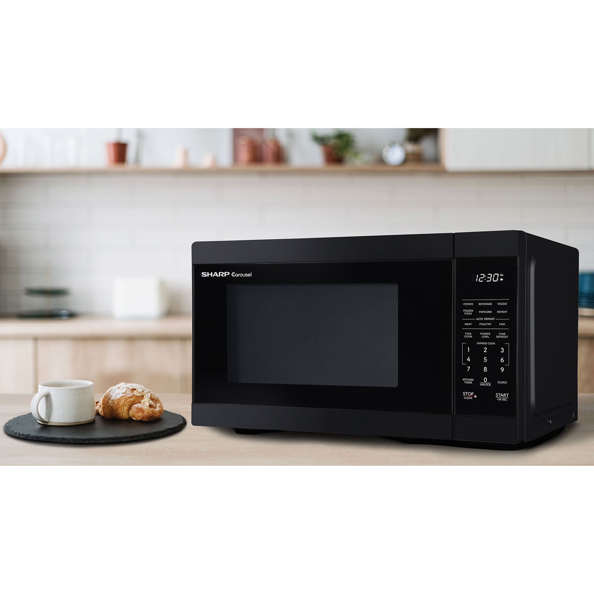 Sharp 21 in. 1.1 cu. ft. 1000W Countertop Microwave - Black | P.C.