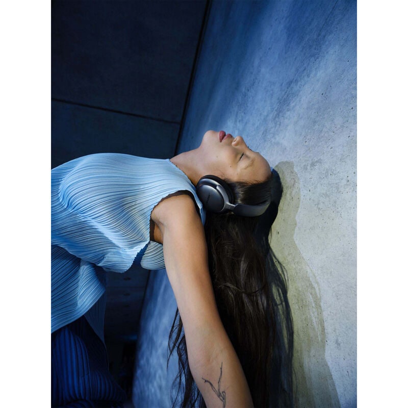 Bose QuietComfort Ultra Wireless Noise Cancelling Over-the-Ear Headphones - Black, , hires