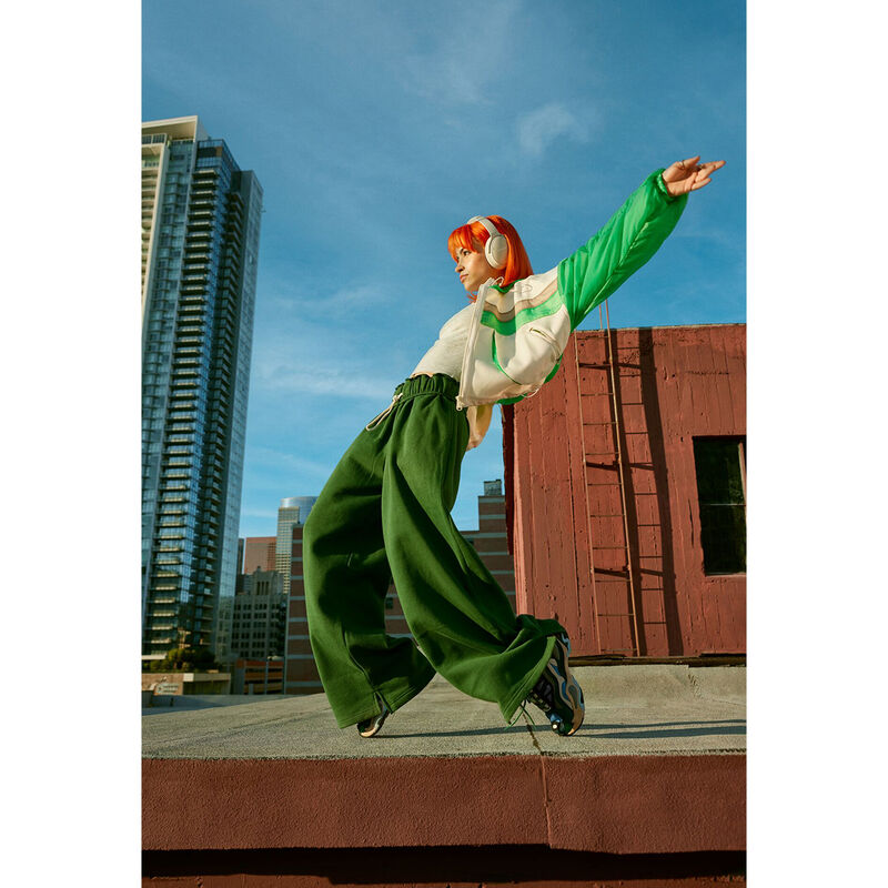 New Bose Quiet Comfort headphones - White Smoke, , hires