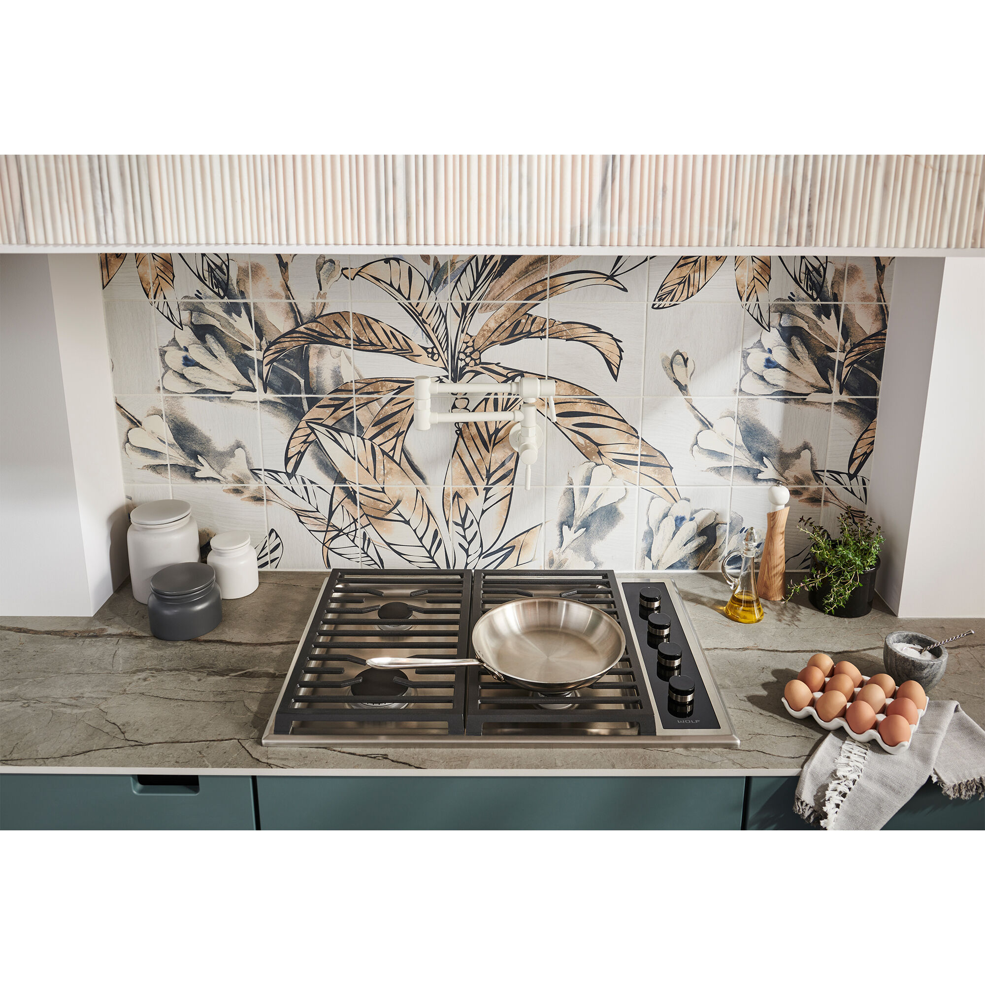 Wolf Transitional 30 in. 4-Burner LP Gas Cooktop with Simmer
