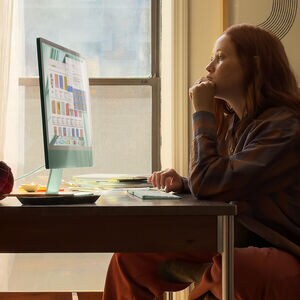 Apple iMac 24 in. (2023) with Apple M3 8-Core CPU, 10-Core GPU, 8 GB RAM, 256 GB SSD & Mac OS - Blue, , hires