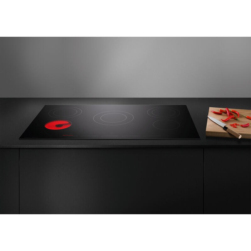 Fisher & Paykel Series 5 36 in. 5-Burner Electric Cooktop with Simmer Burner & Power Burner - Black Glass, , hires