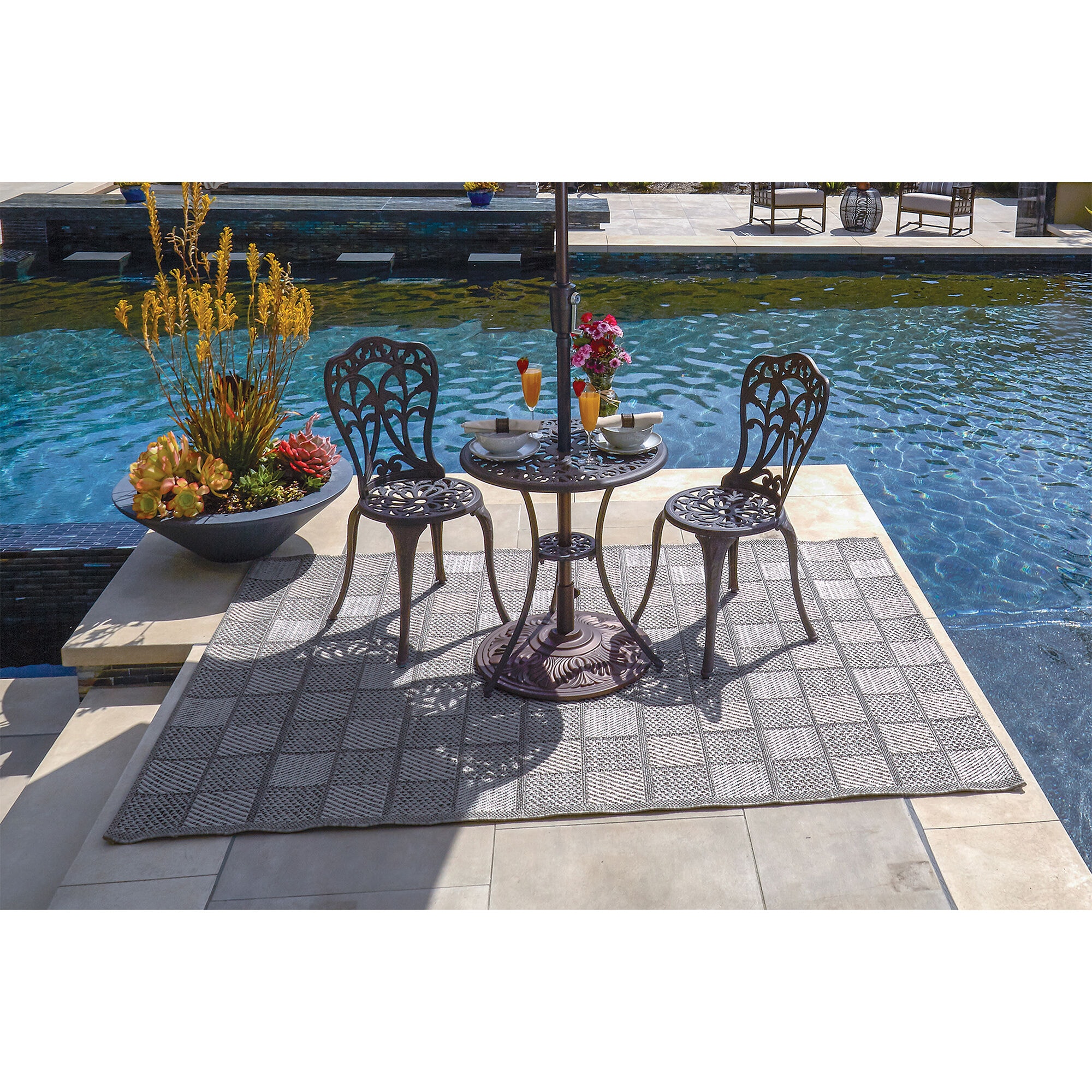 7 x 10 outdoor sale rug