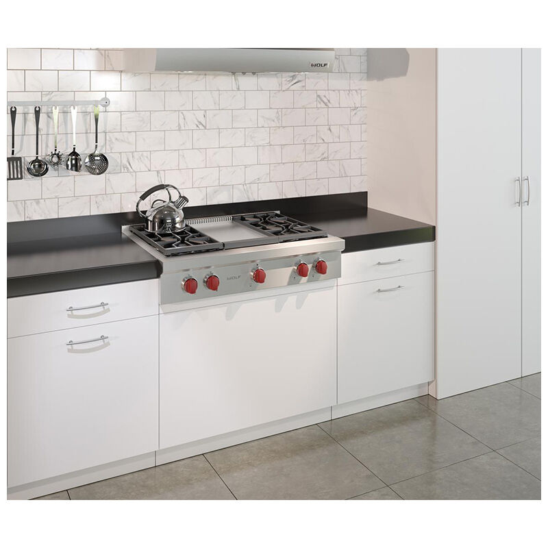 Wolf 36 in. 4-Burner LP Gas Rangetop with Griddle & Power Burner - Stainless Steel, , hires
