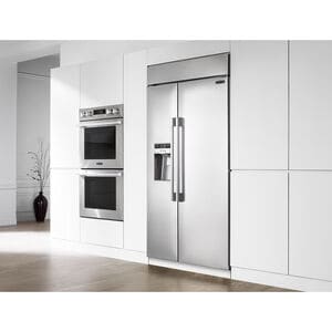 Signature Kitchen Suite 30 in. 9.4 cu. ft. Smart Front Control Electric Double Wall Oven with True European Convection - Stainless Steel, , hires