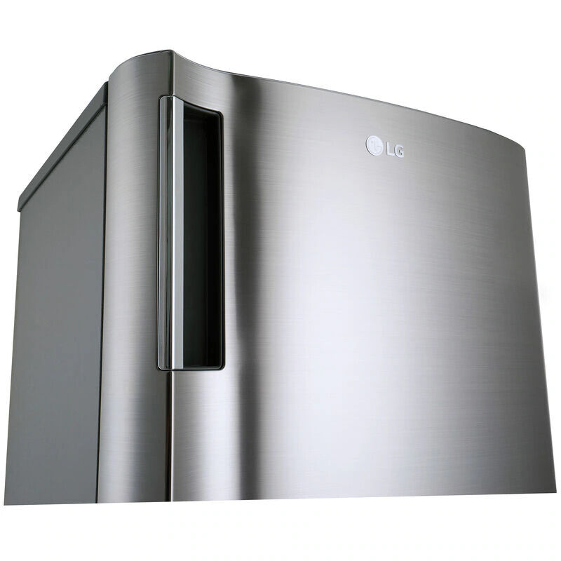 LG 21 5.8 Cu. Ft. Upright Freezer with Digital Control - Platinum Silver