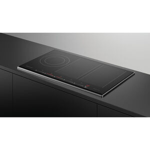 Fisher & Paykel Series 7 36 in. 5-Burner Induction Cooktop with Simmer Burner & Power Burner - Black Glass, , hires