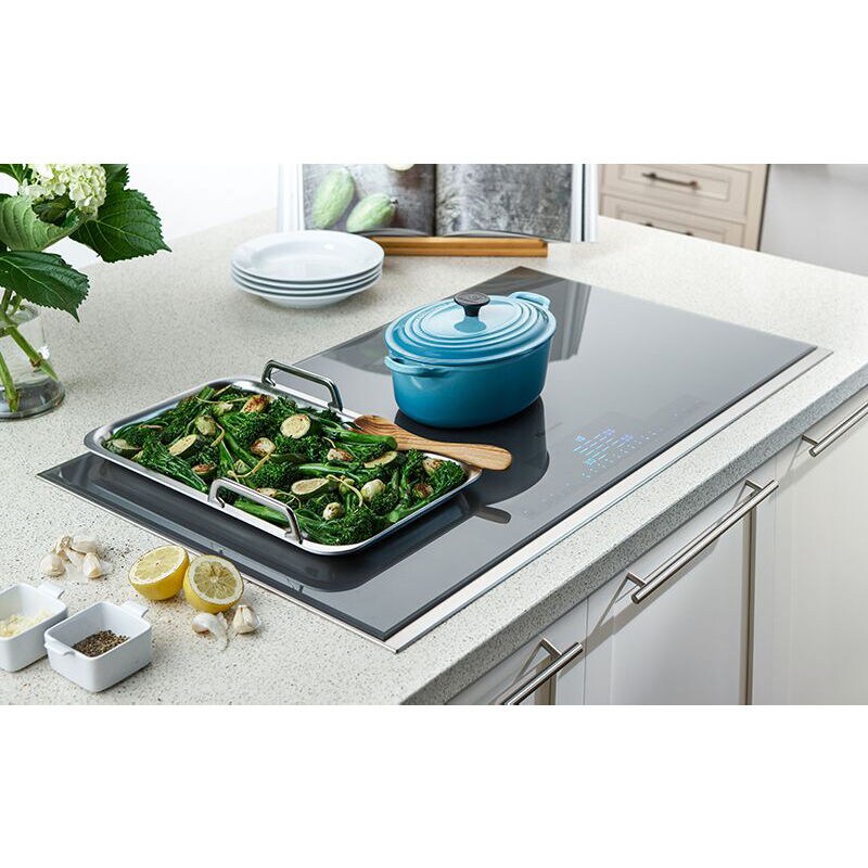 Thermador Masterpiece Series 36 in. 5-Burner Smart Induction Cooktop with Power Burner - Silver, , hires