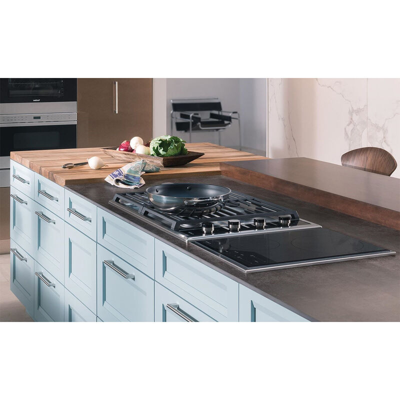 Wolf Transitional 30 in. 4-Burner LP Gas Cooktop with Simmer Burner & Power Burner - Stainless Steel, , hires