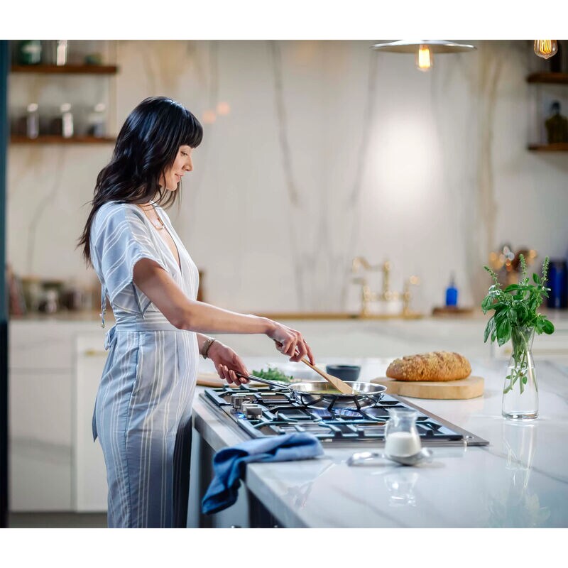 Thermador Masterpiece Series 30 in. 5-Burner Natural Gas Cooktop with Power Burner - Stainless Steel, , hires