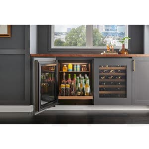 Sub-Zero Designer Series 24 in. Built-In 5.1 cu. ft. Smart Compact Beverage Center with Adjustable Shelves & Digital Control - Custom Panel Ready, , hires