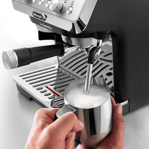 De'Longhi La Specialista Arte Espresso Machine - Black with Stainless Steel, , hires