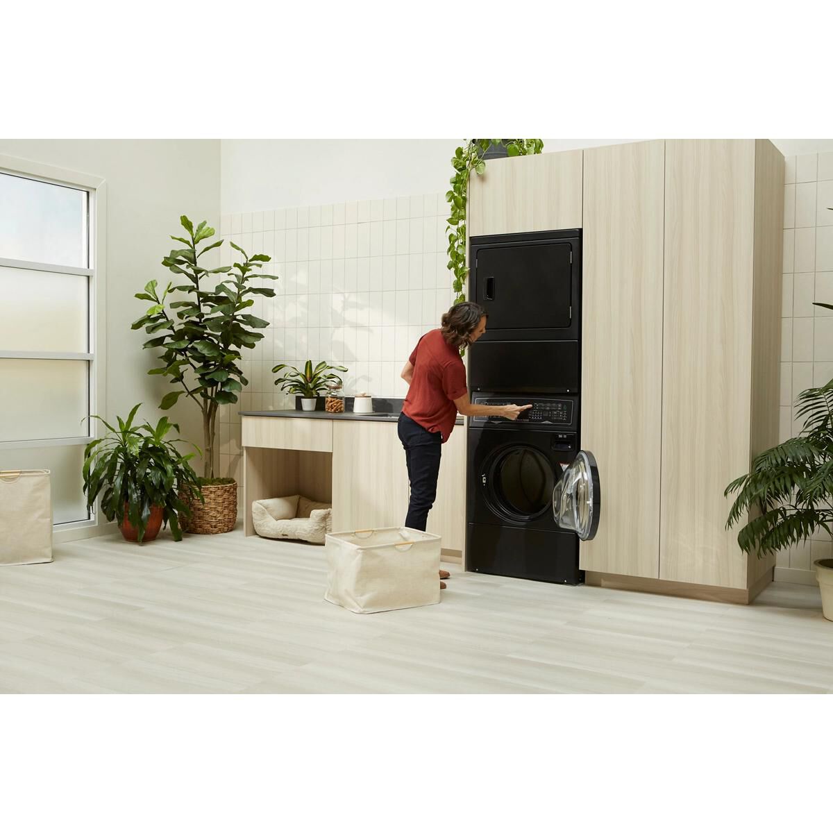 Speed Queen SF7 27 in. 3.5 cu. ft. Gas Front Load Laundry Center