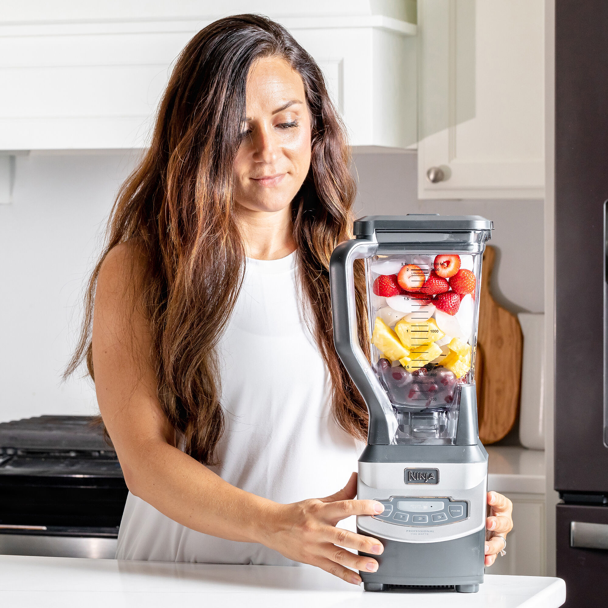 Ninja Pro 72 Oz. 3-Speed Countertop Blender with Plastic Jar