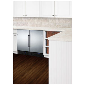 Summit 18 in. Built-In Undercounter Ice Maker with 8 lb. Ice Storage, Auto-Defrost & Digital Control - Stainless Steel, , hires