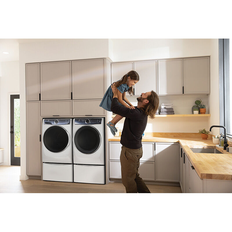 Electrolux 600 Series 27 in. 8.0 cu. ft. Stackable Electric Dryer with Balance Dry, Instant Refresh, Perfect Steam & Sanitize Cycle - White, White, hires