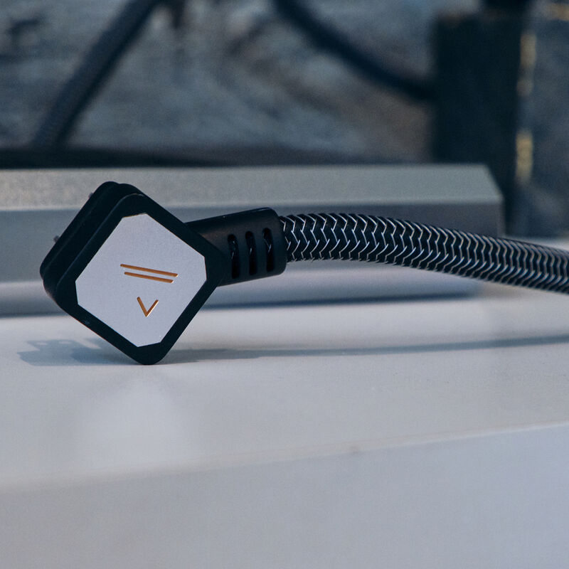 Austere VII Series 6-Outlet 4,000 Joules Surge Protector with 45 Watt PD Port, , hires