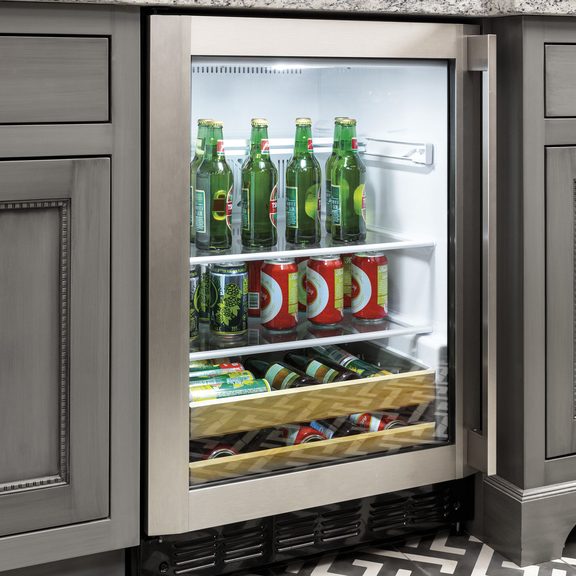 Monogram 24 in. 5.5 cu. ft. Built-In/Freestanding Beverage Center with  Pull-Out Shelves & Digital Control - Stainless Steel