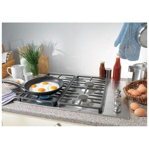 Miele Professional Series 30 in. 4-Burner Natural Gas Cooktop with Power Burner - Stainless Steel, , hires