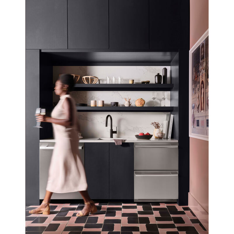 Signature Kitchen Suite 24 in. Top Control Smart Dishwasher with 40 dBa Sound Level, 3rd-Rack & Hybrid Condensing Drying - Stainless Steel, , hires