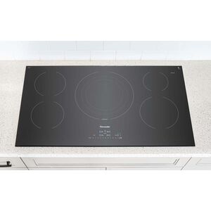 Thermador Masterpiece Series 36 in. Induction Cooktop with 5 Smoothtop Burners - Black, , hires