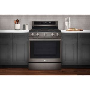 LG 30 in. 6.3 cu. ft. Smart Air-Fry True European Convection Gas Range with 5 Sealed Burners & Griddle - PrintProof Black Stainless Steel, , hires