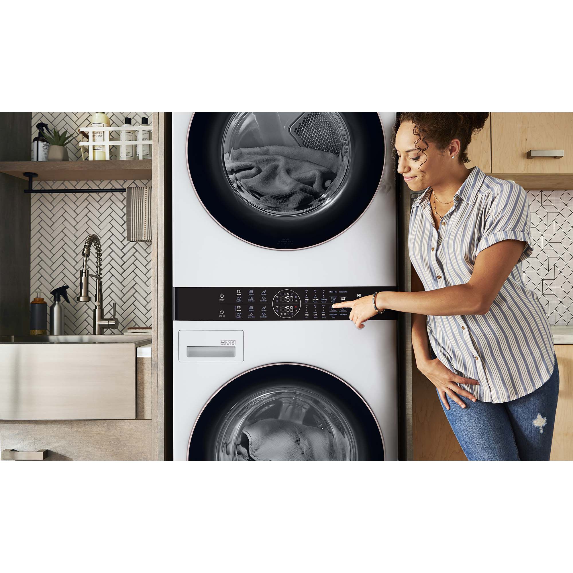 LG 27 in. WashTower with 4.5 cu. ft. Washer with 6 Wash Programs 7.4 cu. ft. Electric Dryer with 6 Dryer Programs Sensor Dry Wrinkle Care White