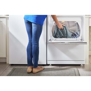 Maytag 27 in. 7.4 cu. ft. Smart Gas Dryer with Extra Power Button, Sensor Dry, Sanitize & Steam Cycle - White, White, hires