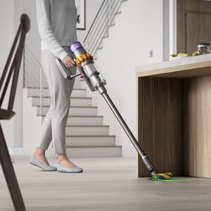 Dyson V15 Detect Cordless Light-Weight Pet 2-in-1 Handheld/Stick Vacuum with 4 Additional Tools, , hires