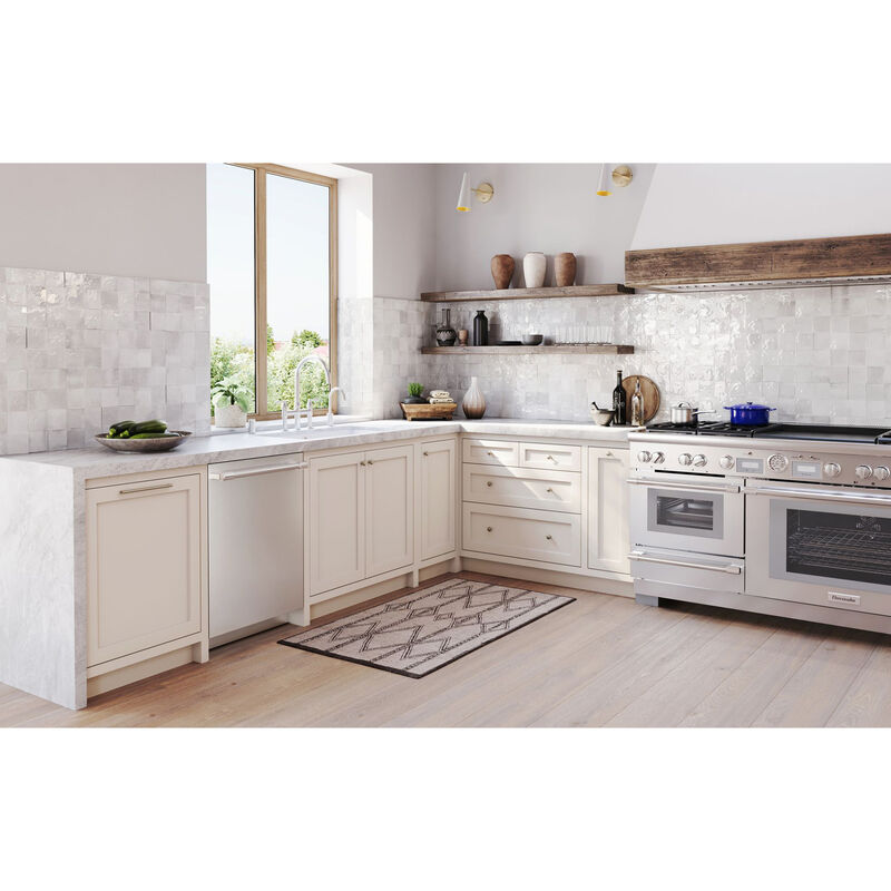 Thermador Star Sapphire 24 in. Top Control Smart Dishwasher with 42 dBa Sound Level, 3rd-Rack & StarDry - Stainless Steel, , hires