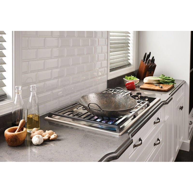 Wolf Transitional Series 36 in. 5-Burner Natural Gas Cooktop with Simmer Burner & Power Burner - Stainless Steel, , hires