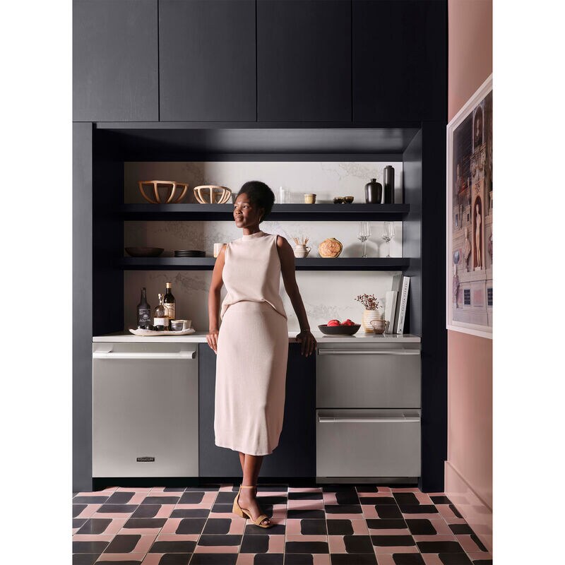 Signature Kitchen Suite 24 in. Top Control Smart Dishwasher with 40 dBa Sound Level, 3rd-Rack & Hybrid Condensing Drying - Stainless Steel, , hires