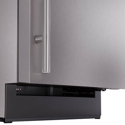 U-Line Adjustable Grille for 24 in. Refrigerators - Black | ULAGRILLE24