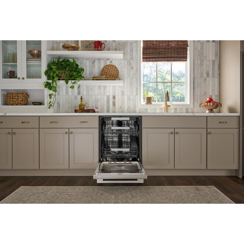 LG 24 in. Top Control Smart Dishwasher with 46 dBA Sound Level, 3rd Rack, QuadWash Pro & Dynamic Heat Dry - PrintProof Stainless Steel, , hires