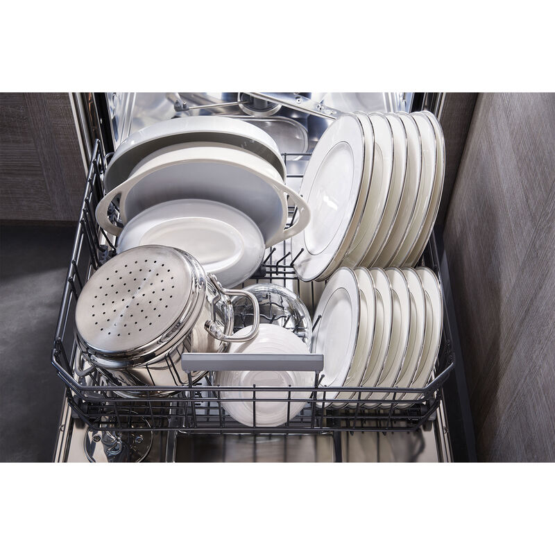 Asko 30 Series 24" BuiltIn Dishwasher with Top Control, 42 dBA Sound Level, 16 Place Settings