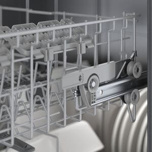 Bosch 300 Series 24 in. Front Control Smart Dishwasher with 46 dBa Sound Level, 3rd-Rack, PureDry & Pocket - Black, , hires