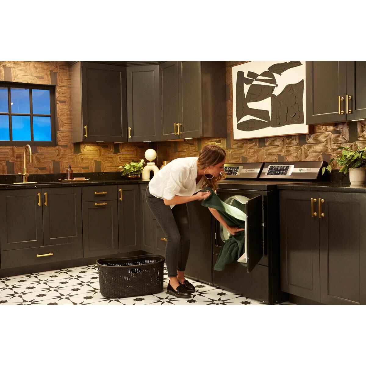 Speed Queen TR7 26 in. 3.2 cu. ft. Top Load Washer with Agitator