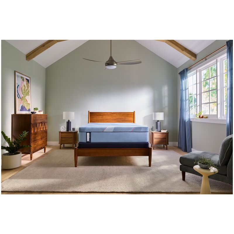 Sealy Reno Posturepedic Pro Hybrid Medium Queen Size Mattress, , hires