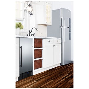 Summit 18 in. Built-In Undercounter Ice Maker with 8 lb. Ice Storage, Auto-Defrost & Digital Control - Stainless Steel, , hires