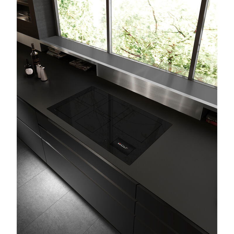 Wolf Contemporary Series 36 in. 5-Burner Induction Cooktop with Simmer Burner - Black, , hires