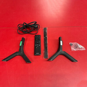 Samsung - 32" Class Q8F QLED 4K UHD Samsung Vision AI Smart TV (Open Box Good Condition), , hires