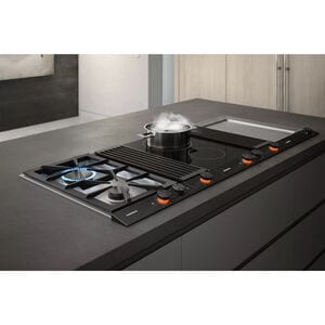 Gaggenau Vario 200 Series 12 in. 1-Burner Natural Gas Cooktop with Simmer Burner & Power Burner - Stainless Steel, , hires