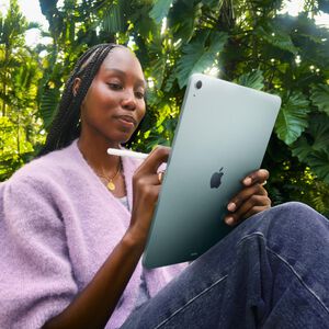 Apple - 13-inch iPad Air M3 chip Built for Apple Intelligence Wi-Fi 256GB - Space Gray, , hires