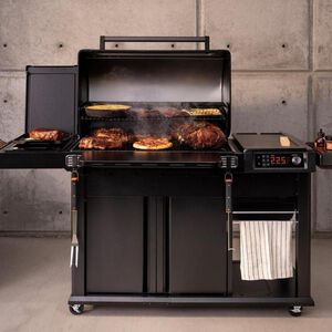 Traeger Woodridge Elite Wood Pellets Grill with Side Burner - Black, , hires