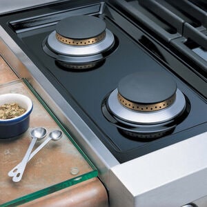 Viking 5 Series 60 in. 9.4 cu. ft. True European Convection Double Oven Dual Fuel Range with 6 Sealed Burners, Grill & Griddle - Stainless Steel, Stainless Steel, hires