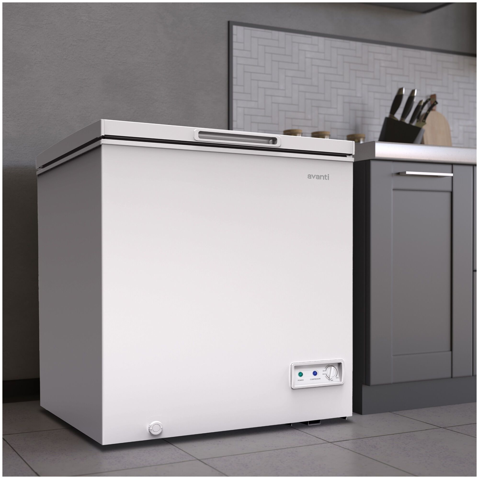 Avanti 33 in. 7.0 cu. ft. Garage-Ready Chest Freezer - White