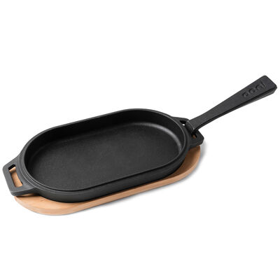 Ooni Cast Iron Sizzler Pan with Wooden Base | UU-P08C00