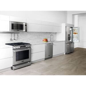 Signature Kitchen Suite 30 in. 6.3 cu. ft. Smart Standard Convection Slide-In Gas Range with 5 Sealed Burners & Griddle - Stainless Steel, , hires